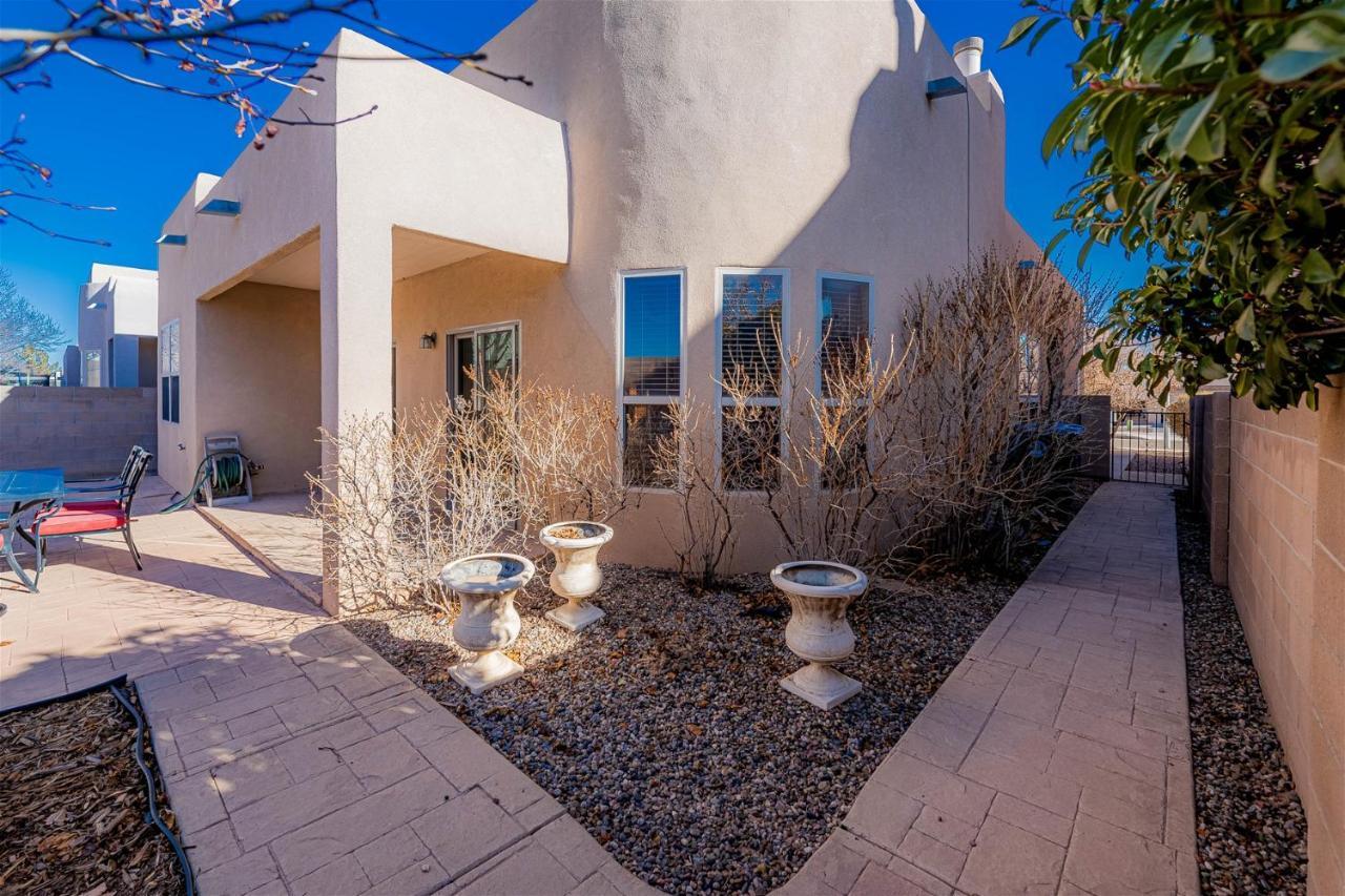 Calle Chamisa - Large 4 Bedroom Home!! Albuquerque Exterior photo